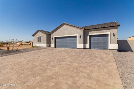 New construction Single-Family house 9406 W Reventon Drive, Arizona City, AZ 85123 - photo 0