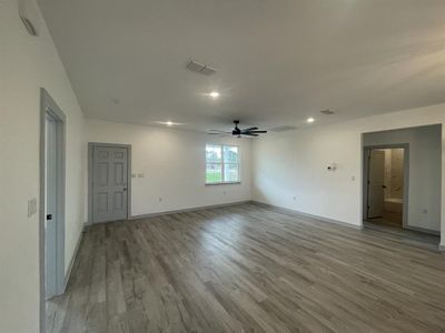 New construction Single-Family house 120 Gato Rd, Cedar Creek, TX 78612 - photo 7 7