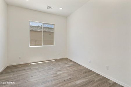 New construction Single-Family house 5509 N 193Rd Avenue, Litchfield Park, AZ 85340 Plan 2492- photo 19 19