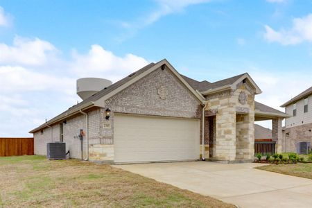 New construction Single-Family house 2385 Aspen Hill Drive, Forney, TX 75126 The Callaghan- photo 1 1