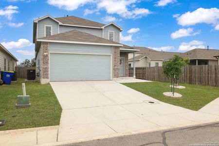 New construction Single-Family house 5403 Daniel Way, Saint Hedwig, TX 78152 - photo 0 0