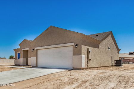 New construction Single-Family house 10155 W Heather Drive, Arizona City, AZ 85123 - photo 2 2