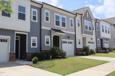 New construction Townhouse house 3414 Star View Drive, Raleigh, NC 27610 - photo 2 2