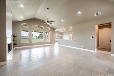 New construction Single-Family house 230 Bluebonnet Rd, La Vernia, TX 78121 - photo 8 8