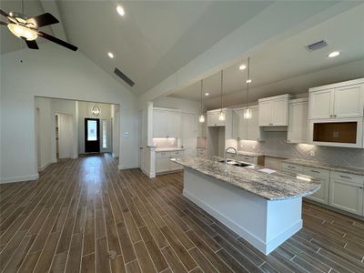 New construction Single-Family house 18334 Tiger Flowers Drive, Conroe, TX 77302 - photo 2 2