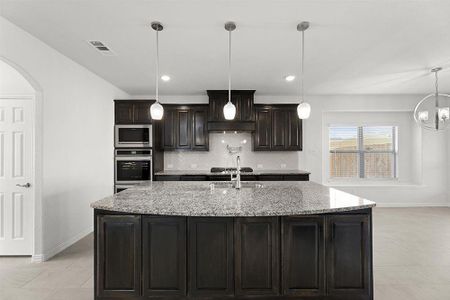 New construction Single-Family house 370 Broadmoor Ln, Ovilla, TX 75154 Hillwood FSW (w/Media)- photo 10 10