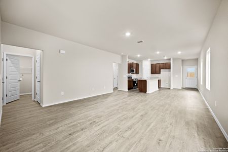 New construction Single-Family house 1215 Whitneyway Ln, New Braunfels, TX 78130 - photo 0