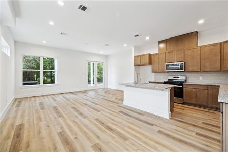 New construction Single-Family house 5615 Perkins Street, Unit B, Houston, TX 77020 - photo 13 13