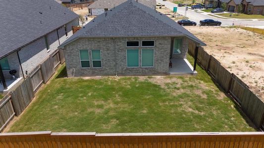 New construction Single-Family house 639 Durian Loop, Buda, TX 78610 - photo 28 28