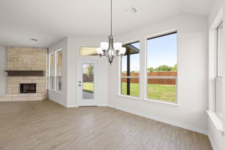 New construction Single-Family house 3301 Beverly Hills, Burleson, TX 76028 Concept 2267- photo 9 9