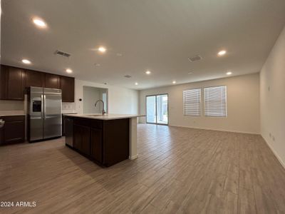 New construction Single-Family house 36517 W San Ildefanso Avenue, Maricopa, AZ 85138 - photo 1 1