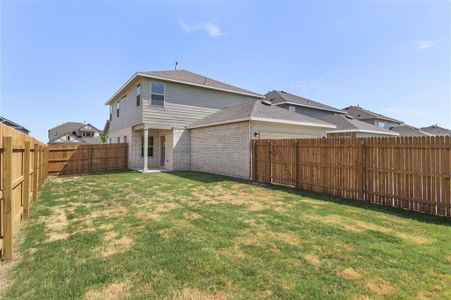 New construction Single-Family house 921 Paddock Lane, Georgetown, TX 78626 - photo 26 26