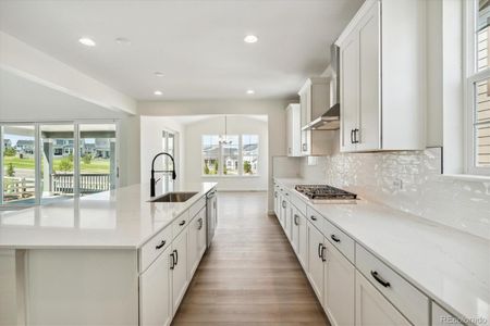 New construction Single-Family house 7223 S Waterloo Way, Aurora, CO 80016 Dillon II- photo 5 5