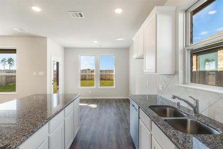 New construction Single-Family house 4010 Colony River Rock Boulevard, Pinehurst, TX 77362 - photo 51 51