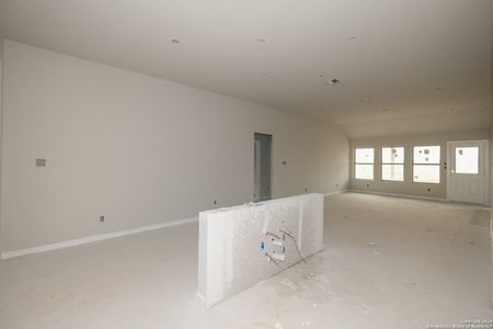 New construction Single-Family house 6806 Lime Rock Bluff, San Antonio, TX 78253 Desoto - 40' Smart Series- photo 4 4