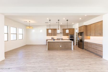 New construction Single-Family house 7550 W Gelding Drive, Peoria, AZ 85381 5524- photo 13 13