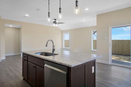 New construction Single-Family house 200 Clydesdale Drive, Lindsay, TX 76240 - photo 16 16