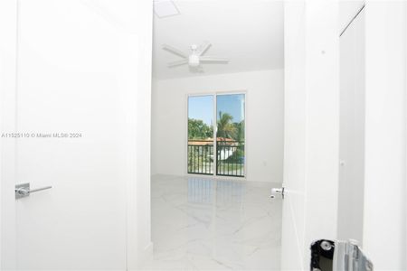 New construction Single-Family house 900 24 Road, Miami, FL 33129 - photo 10 10