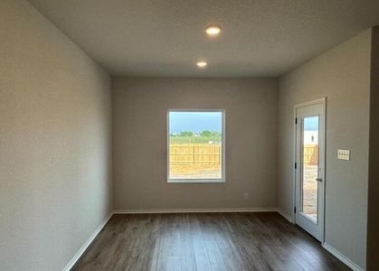 New construction Single-Family house 114 Beveridge, Seguin, TX 78155 Kennedy Homeplan- photo 16 16