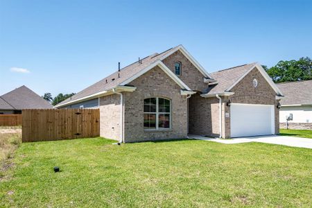 New construction Single-Family house 10620 Ellerston Road, Cleveland, TX 77327 - photo 2 2