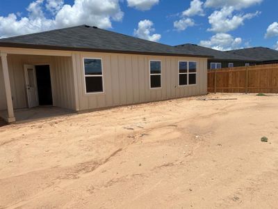 New construction Single-Family house 108 Lazy Lizzy Rd, Jarrell, TX 76537 LAMPASAS- photo 8 8