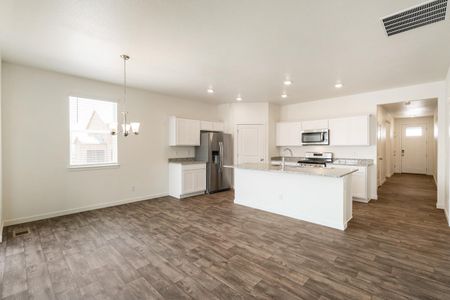 New construction Single-Family house 4725 Antler Way, Johnstown, CO 80534 - photo 9 9