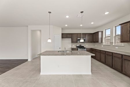 New construction Single-Family house 2800 Desert Lily Lane, Fort Worth, TX 76108 - photo 9 9