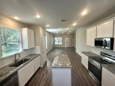 New construction Single-Family house 14473 Pine Drive, Conroe, TX 77302 - photo 3 3