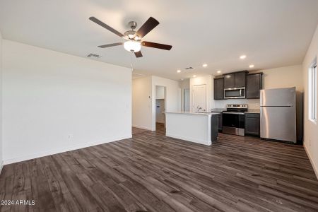 New construction Single-Family house 624 W Crowned Dove Trail, Casa Grande, AZ 85122 - photo