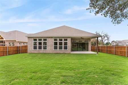 New construction Single-Family house 405 Alicia Court, Mansfield, TX 76063 Johnson 5128 Presidential Series- photo 27 27