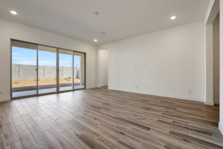 New construction Single-Family house 44529 N 44Th Dr, Phoenix, AZ 85087 Calrosa- photo 32 32
