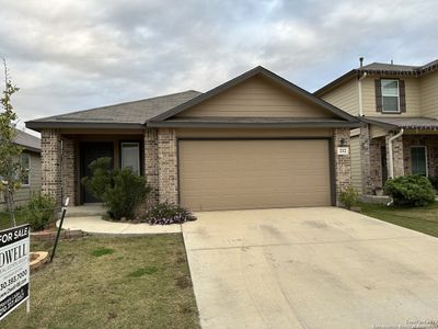 New construction Single-Family house 212 Middle Green Loop, Floresville, TX 78114 - photo 1 1