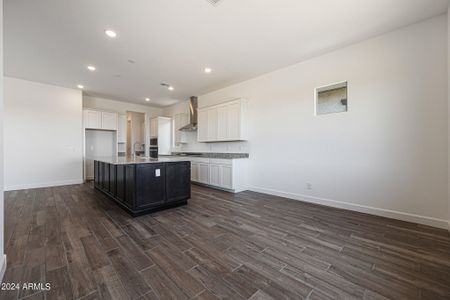 New construction Single-Family house 4409 W Deer Hollow Lane, Phoenix, AZ 85087 - photo 13 13