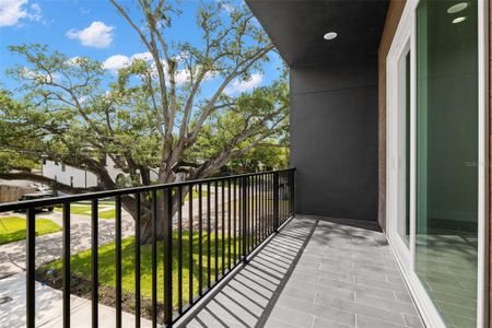 New construction Single-Family house 1017.5 W Coral Street, Tampa, FL 33602 - photo 18 18