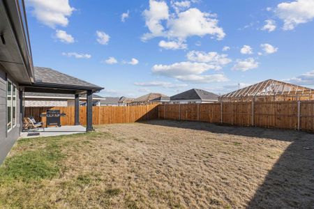 New construction Single-Family house 1804 Briar Hill Drive, Denton, TX 76207 - photo 4 4