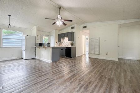 New construction Single-Family house 10125 Tanglewood Drive, Mabank, TX 75156 - photo 8 8