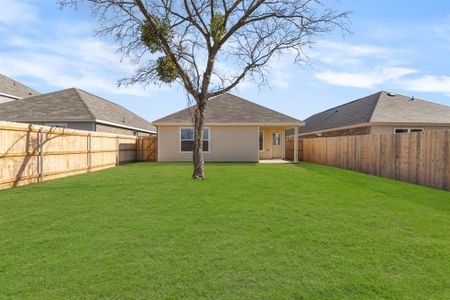 New construction Single-Family house 1504 Acts Lane, Ennis, TX 75119 The Pinewood- photo 11 11