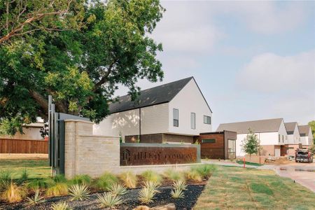 New construction Single-Family house 320 Tillery Circle, Grapevine, TX 76051 - photo 0