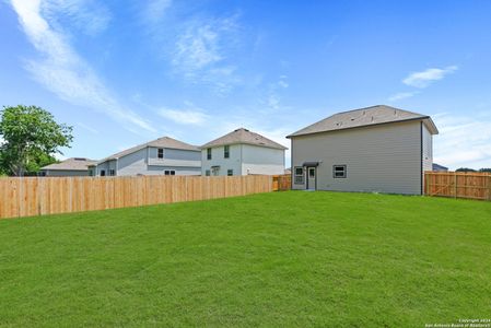 New construction Single-Family house 600 Saxon Street, Seguin, TX 78155 1170- photo 18 18