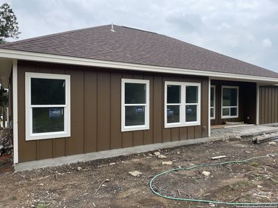 New construction Single-Family house 1246 Desiree St, Canyon Lake, TX 78133 - photo 15 15
