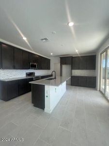 New construction Single-Family house 10208 N 49Th Avenue, Glendale, AZ 85302 Faustus- photo 8 8