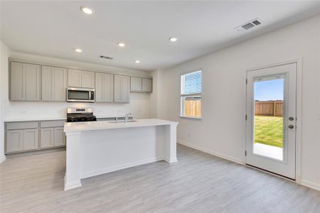 New construction Single-Family house 6705 Ruffian Cv, Buda, TX 78610 Breckenridge- photo 4 4
