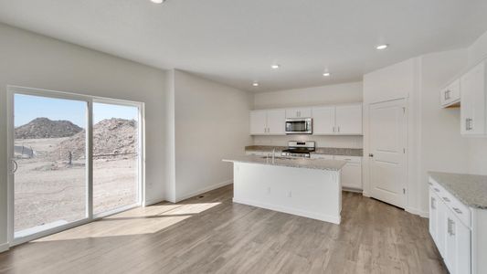 New construction Single-Family house 412 Bluebird Rd., Johnstown, CO 80534 HENNESSY- photo 9 9