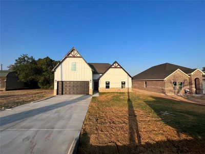 New construction Single-Family house 3005 Steepleridge Circle, Granbury, TX 76048 - photo 2 2