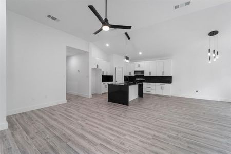 New construction Single-Family house 4631 Cherbourg Street, Dallas, TX 75216 - photo 3 3
