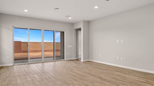 New construction Single-Family house 9416 North 178th Drive, Waddell, AZ 85355 - photo 18 18