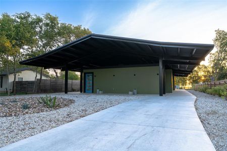 New construction Single-Family house 1316 Torres St, Lockhart, TX 78644 - photo 0