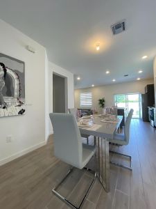 New construction Townhouse house 809 Se 16Th Ct, Homestead, FL 33034 - photo 10 10