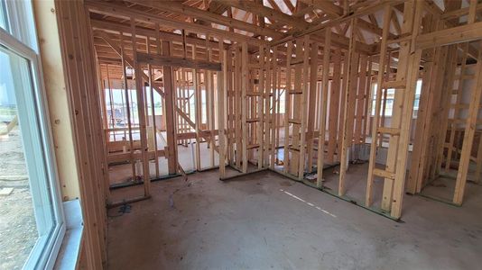 New construction Single-Family house 918 Palo Brea Loop, Hutto, TX 78634 Eleanor Homeplan- photo 16 16