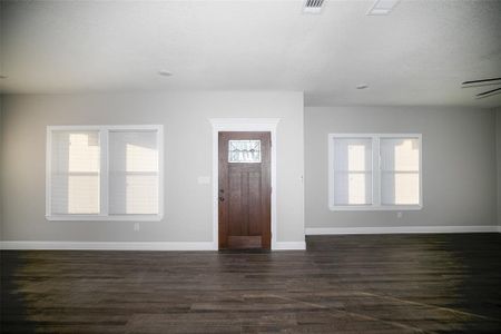 New construction Single-Family house 1127 E Cannon Street, Fort Worth, TX 76104 - photo